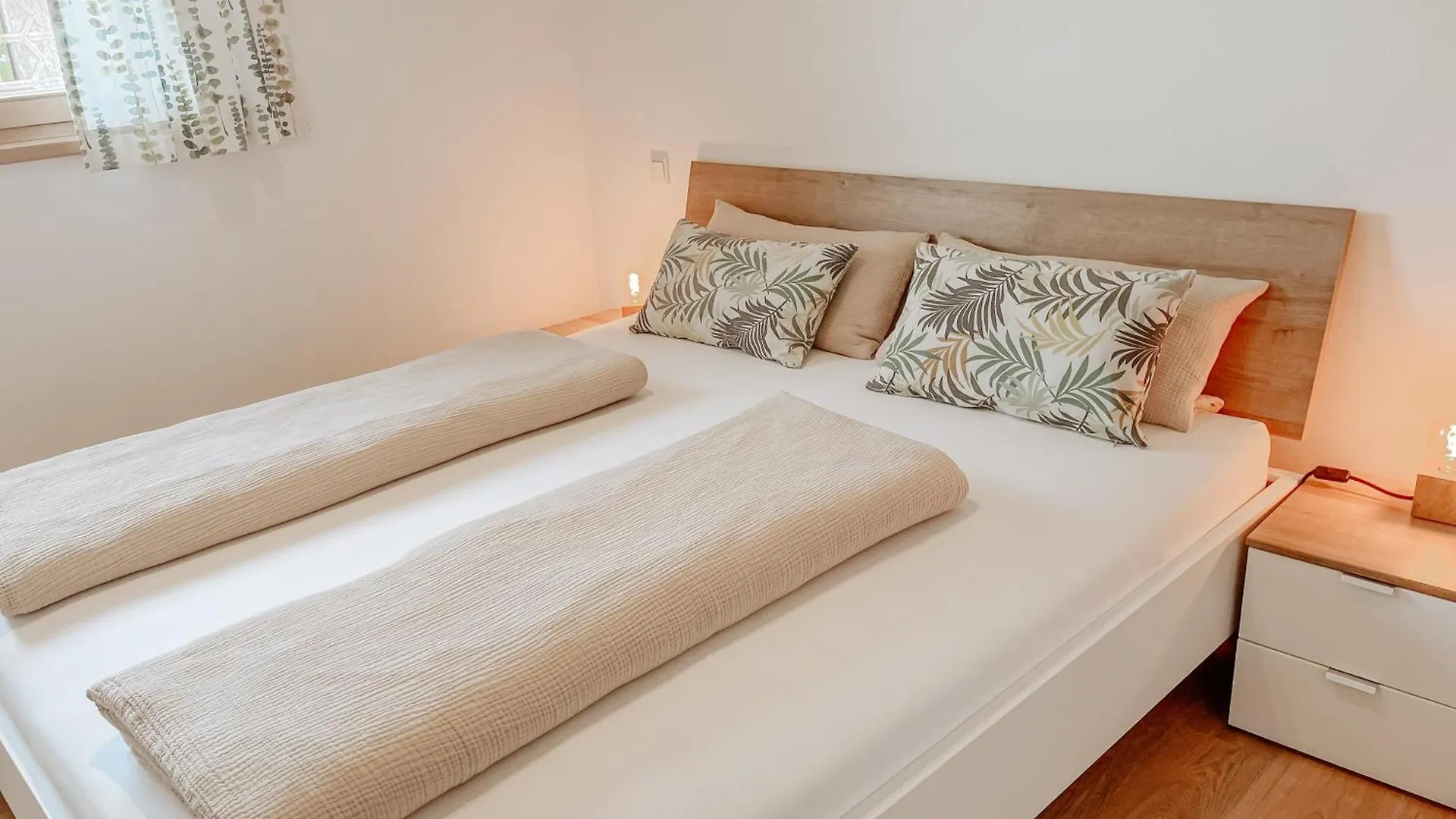 Ferienwohnungen Maria Maier Gstadt am Chiemsee Apartment